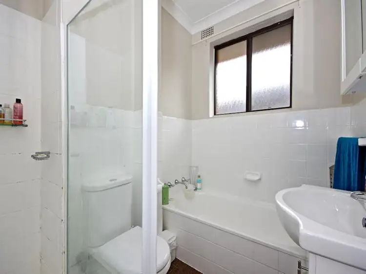 Fifth view of Homely unit listing, 4/33 Fairmount St, Lakemba NSW