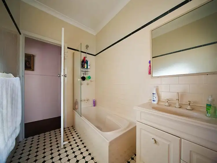 Fifth view of Homely house listing, 62 Prince George St, Blackheath NSW