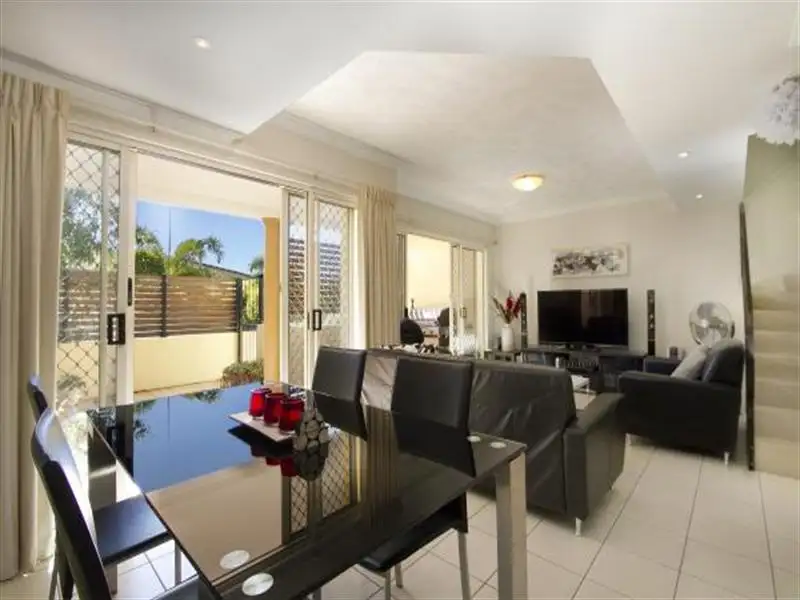 Main view of Homely townhouse listing, 5/58 Alpha St, Taringa QLD