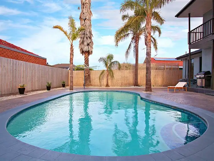Main view of Homely house listing, 2 Burrowye Cres, Taylors Lakes VIC