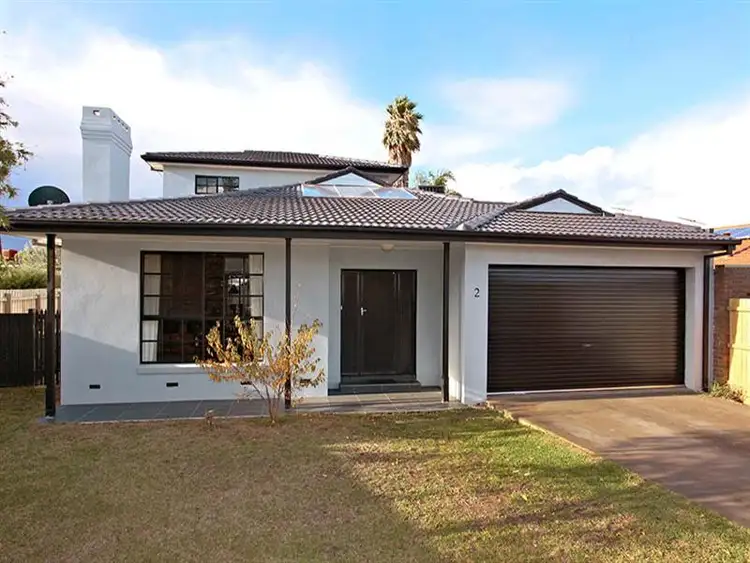 Second view of Homely house listing, 2 Burrowye Cres, Taylors Lakes VIC