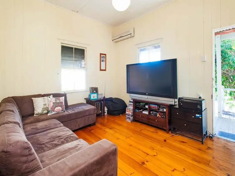 Third view of Homely house listing, 40 Beatrice St, Greenslopes QLD