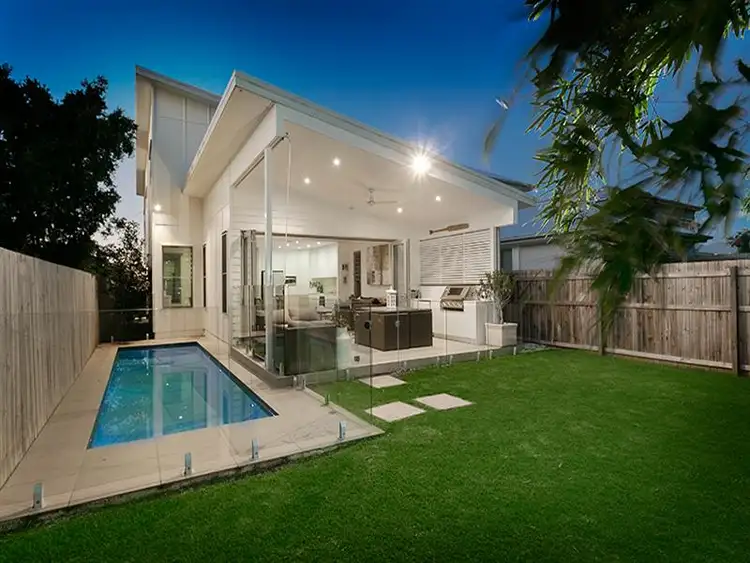 110 White St, Wavell Heights QLD