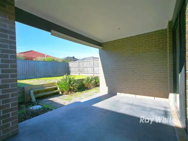 Fifth view of Homely house listing, 27 Ogle Way, Cranbourne North VIC