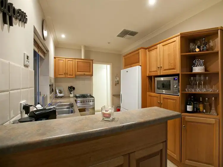 Fourth view of Homely house listing, 2 Shannon Rse, Banksia Park SA