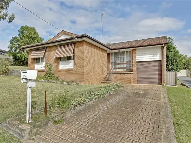 56A Middle Point Rd, Bolton Point NSW
