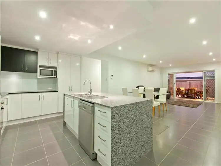 Fifth view of Homely house listing, 8 Maged Pl, Thornlands QLD