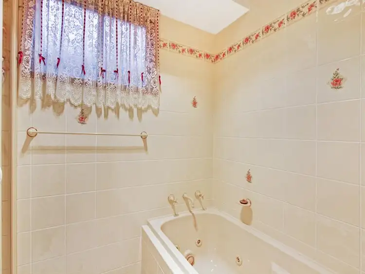 Fifth view of Homely house listing, 8 Loder Cres, South Windsor NSW