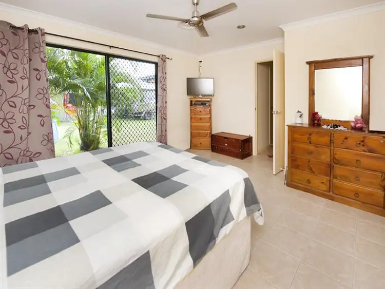 Fifth view of Homely house listing, 17 Jasmine Dr, Blacks Beach QLD