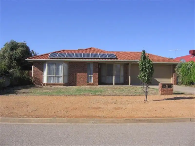Main view of Homely house listing, 5 Leslie Mews, Yarrawonga VIC