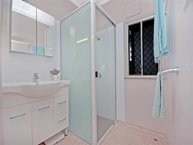 Sixth view of Homely house listing, 4 De Courcey St, Mundingburra QLD