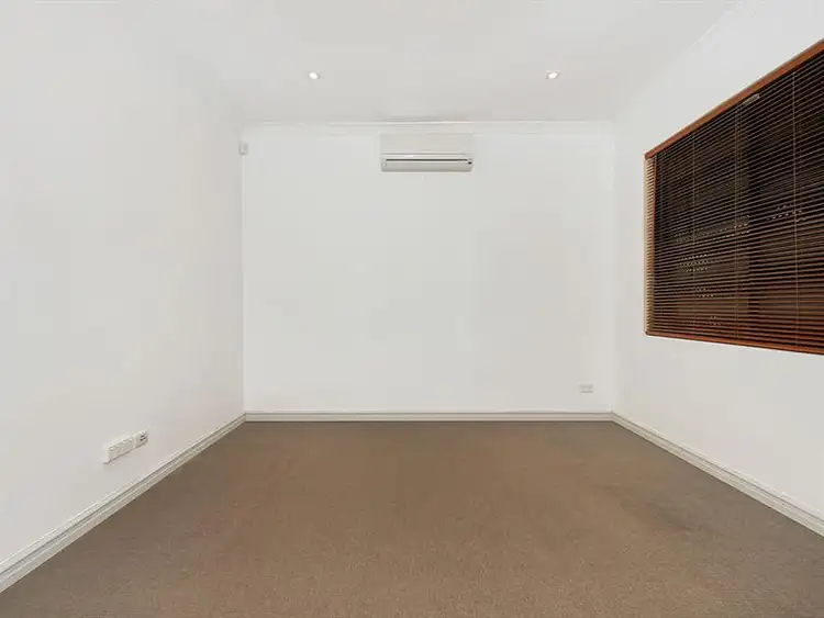 Sixth view of Homely house listing, 3/8 Palmer Pl, Embleton WA