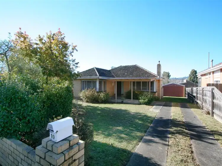 10 Gladstone St, Lilydale VIC