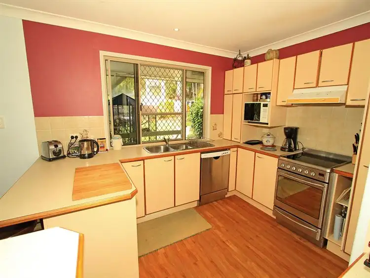 Third view of Homely house listing, 5 Bonito Cl, Taranganba QLD