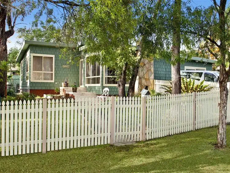 Second view of Homely house listing, 18 Tinakill Ave, Engadine NSW