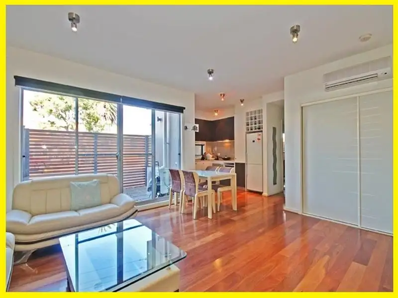 Main view of Homely unit listing, 2/1A Thames Prom, Chelsea VIC