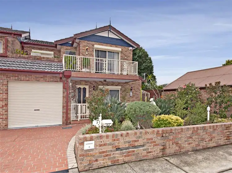 2 Blick Pde, Canterbury NSW