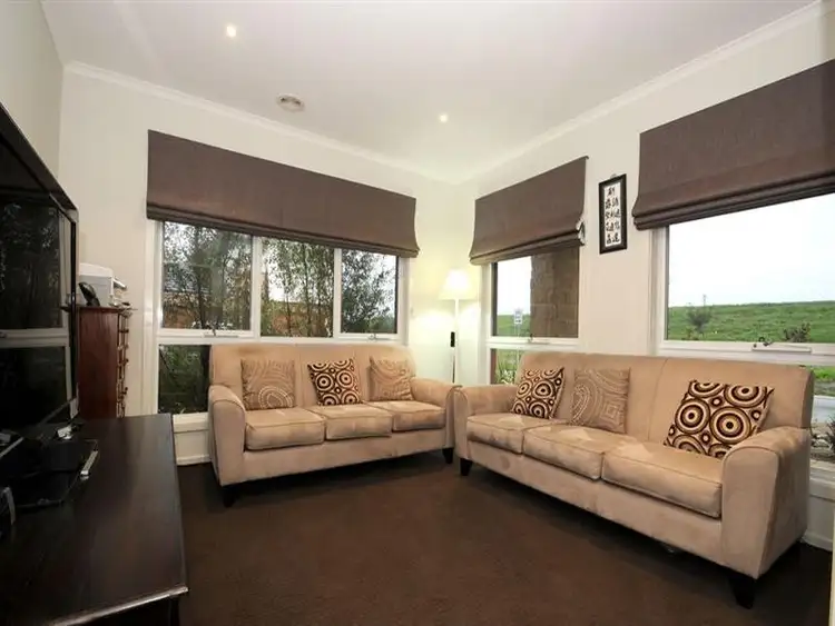 Sixth view of Homely townhouse listing, 2 Dunk Cres, Bonbeach VIC