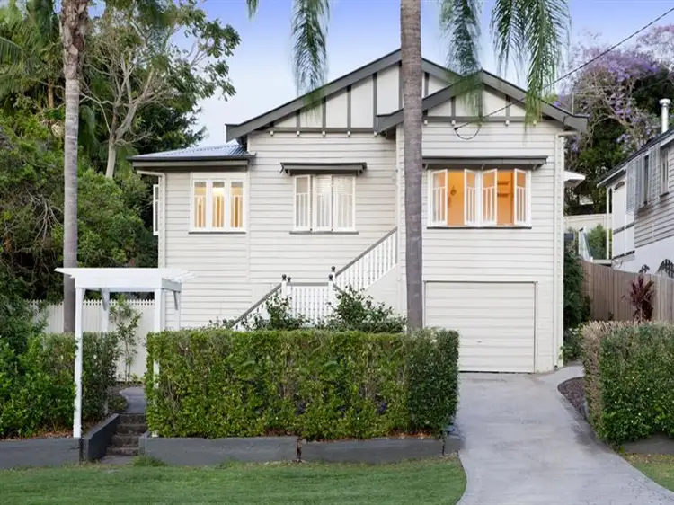 17 Wahroonga Rd, Ashgrove QLD