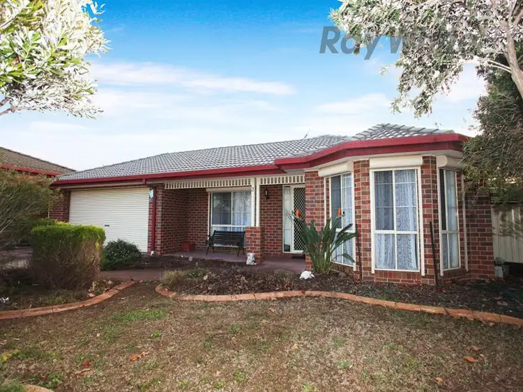 2 Clansman Cl, Hoppers Crossing VIC