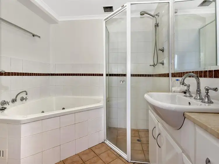 Fifth view of Homely apartment listing, 22/11-17 Quirk Rd, Manly Vale NSW