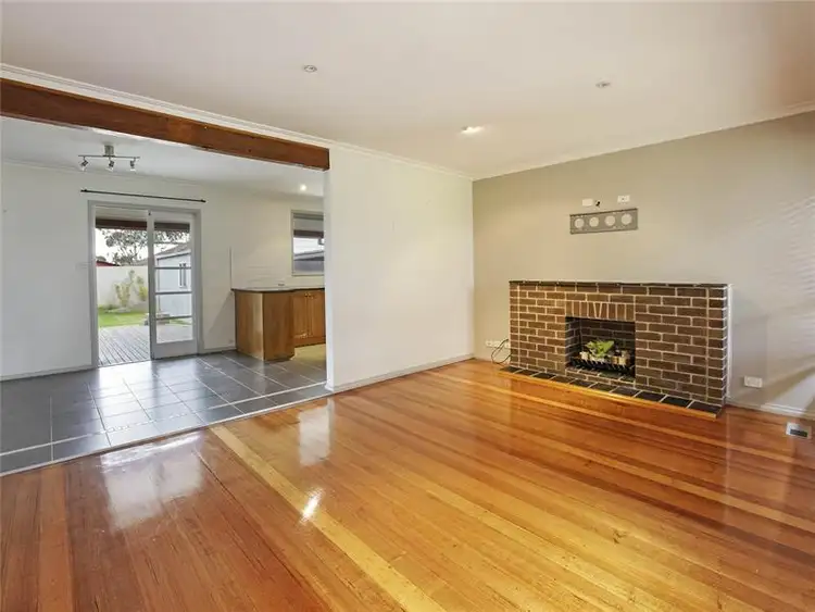 7 Fiona Ave, Corio VIC