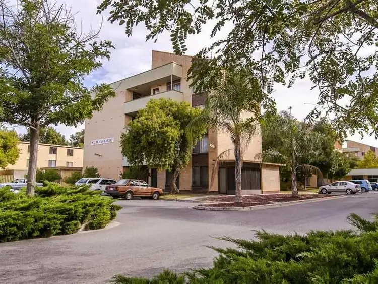 89/3 Noblet St, Findon SA