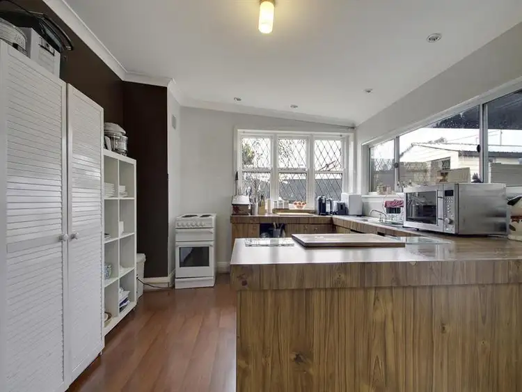 Fifth view of Homely house listing, 116 Faithfull St, Goulburn NSW