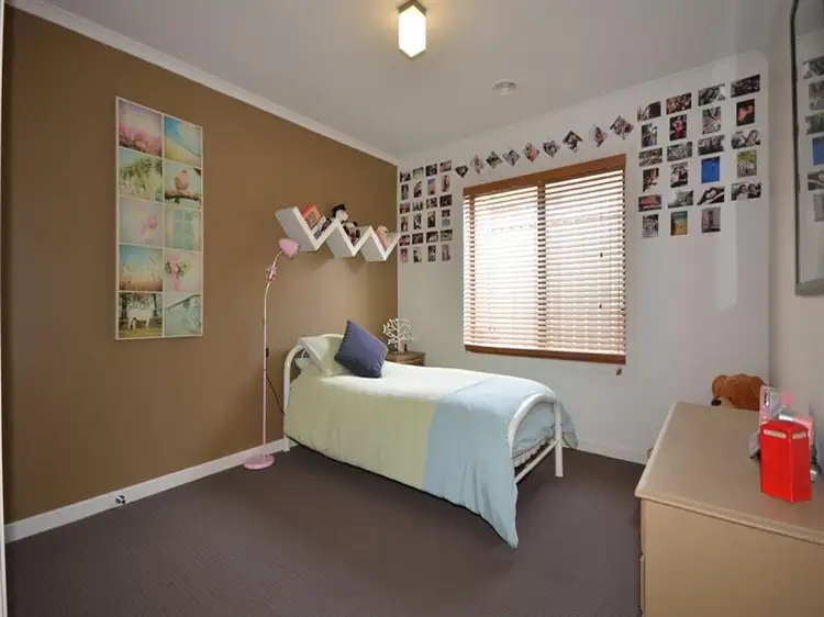 Seventh view of Homely house listing, 11 Calloway Cl, Miners Rest VIC