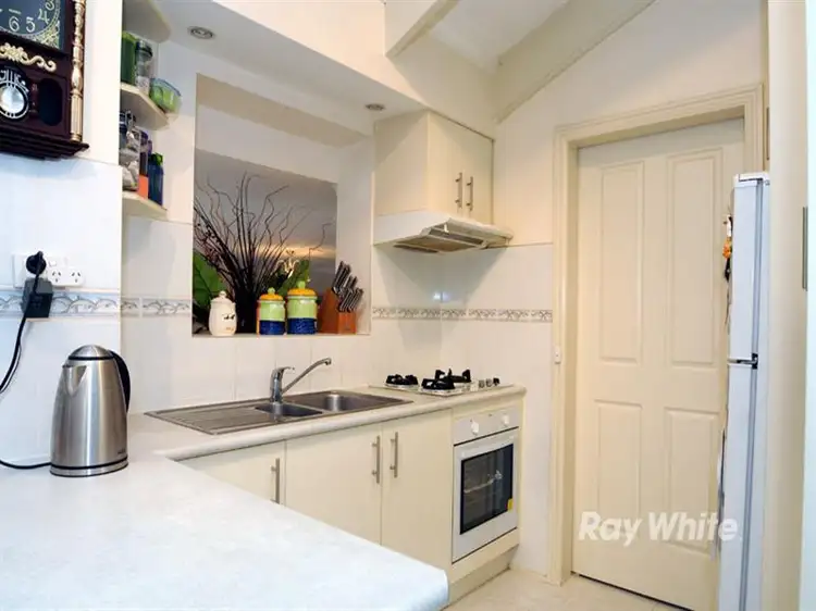 Fourth view of Homely house listing, 5 Kemp Ct, Rowville VIC