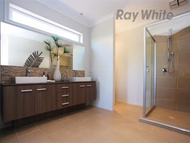 Fifth view of Homely house listing, 19 Citybay Dr, Point Cook VIC