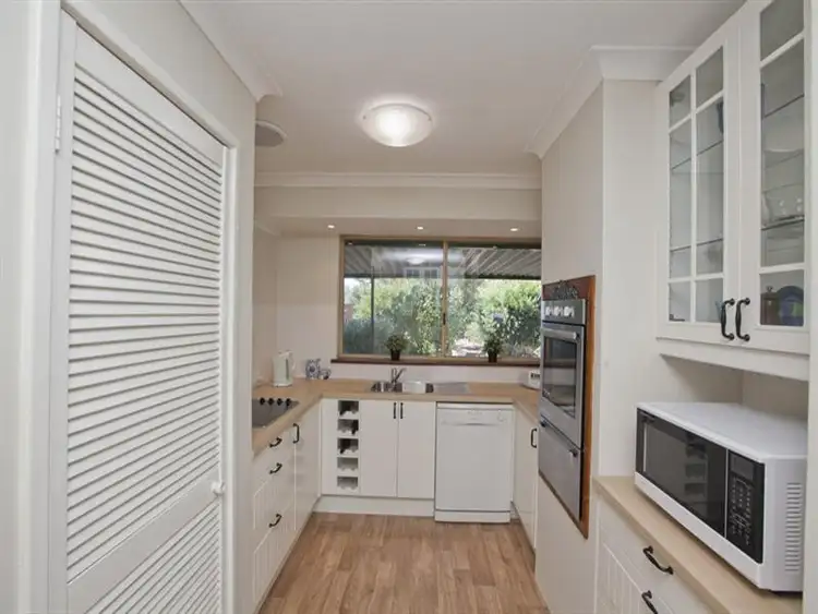 Seventh view of Homely house listing, 90 Grove Rd, Lesmurdie WA