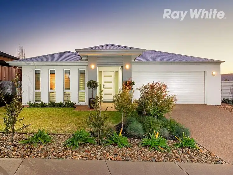 8 Bremer Ave, Wodonga VIC