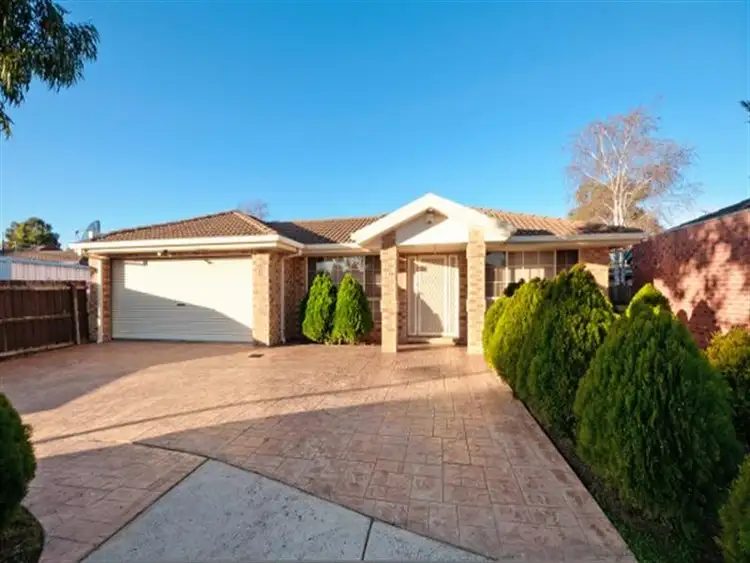 6 Bignell Ct, Roxburgh Park VIC