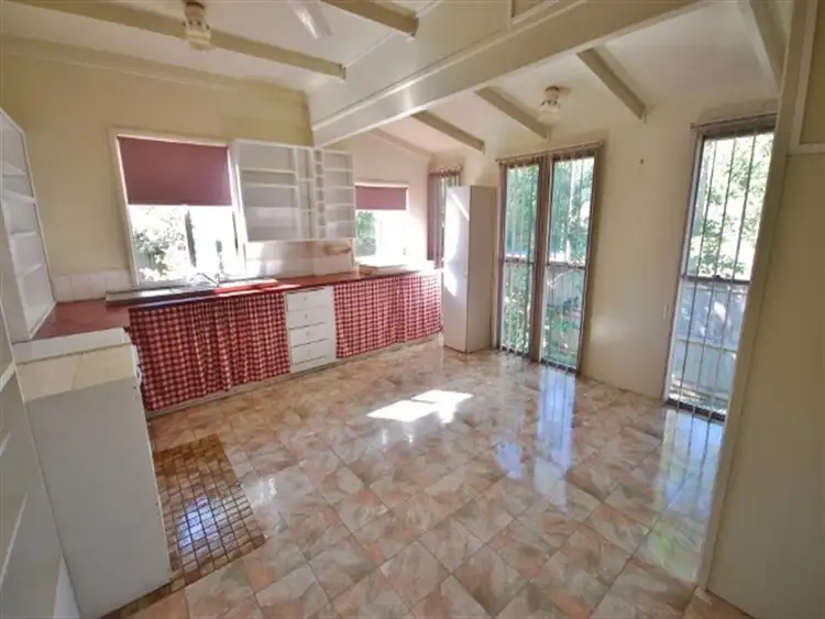 Fourth view of Homely house listing, 10 Tytherleigh Ave, Landsborough QLD