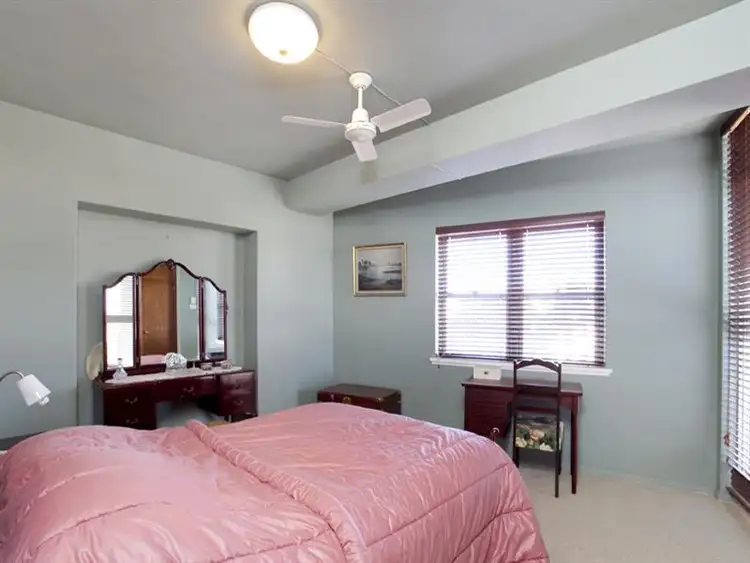 Sixth view of Homely apartment listing, 2F/182 Dornoch Tce, Highgate Hill QLD