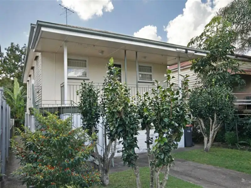 Main view of Homely house listing, 124 Morehead Ave, Norman Park QLD