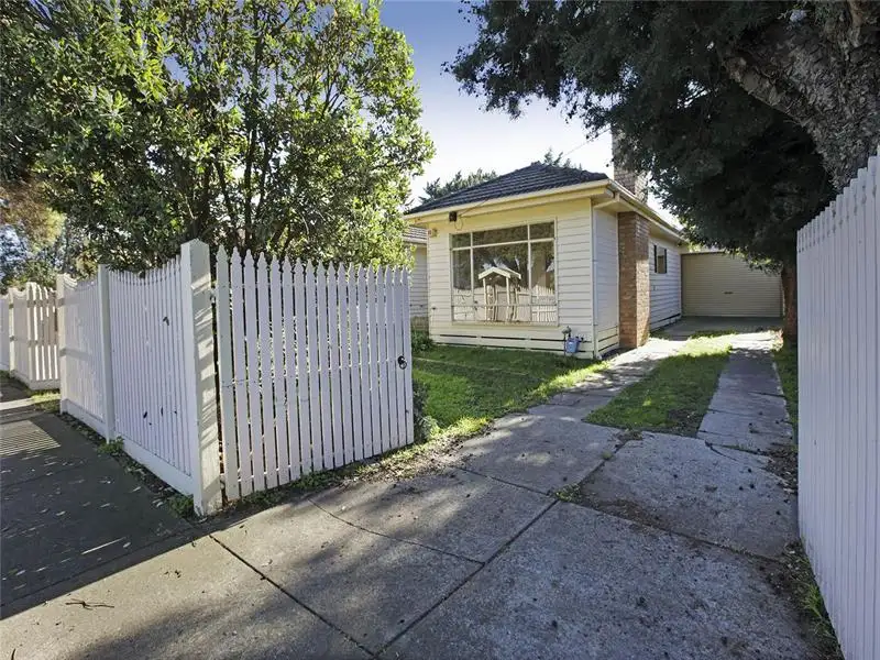 Main view of Homely house listing, 52 Apex Ave, Belmont VIC