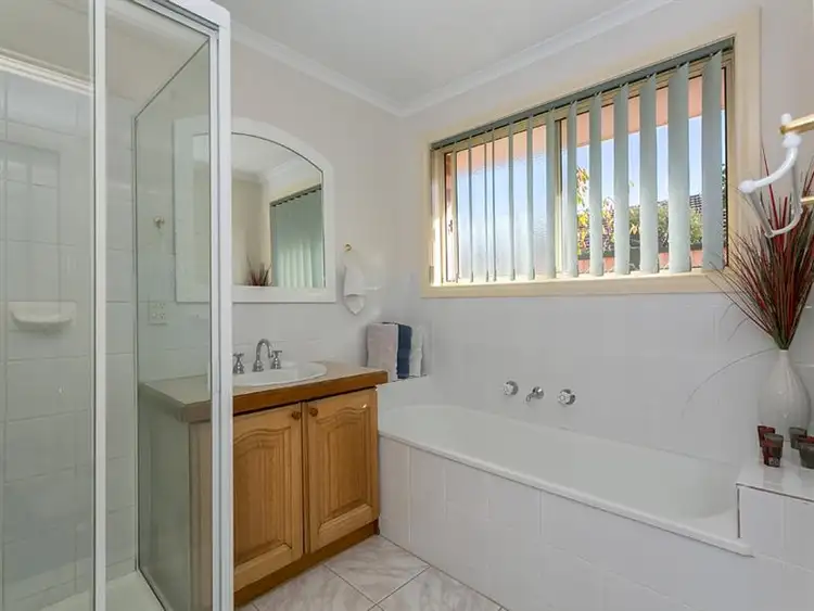 Seventh view of Homely house listing, 4 Dalray Ct, Keilor Downs VIC