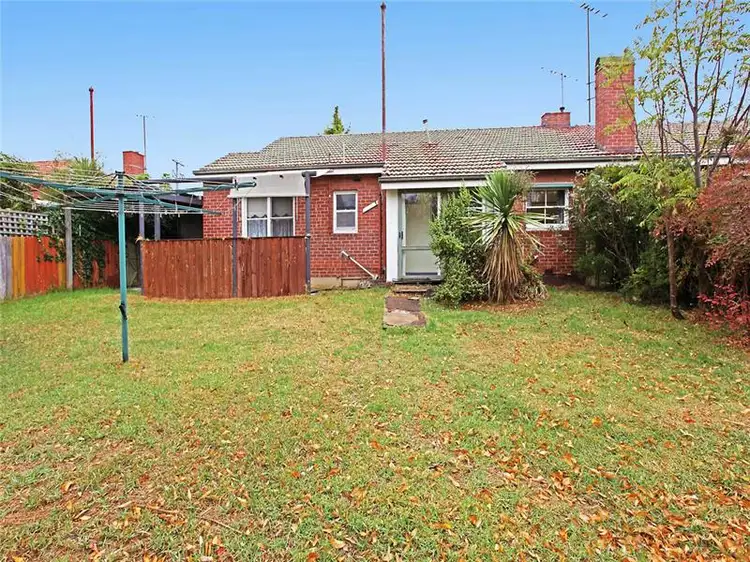 10 Pattison Ave, North Geelong VIC