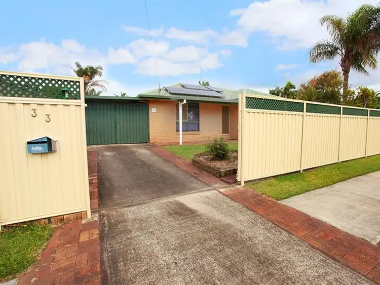 33 Peacock Cres, Bokarina QLD