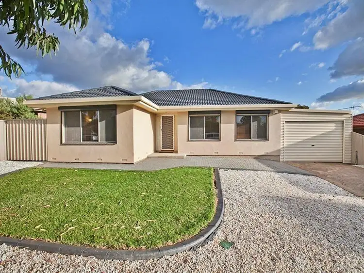 3 Metcalfe Ave, Modbury Heights SA
