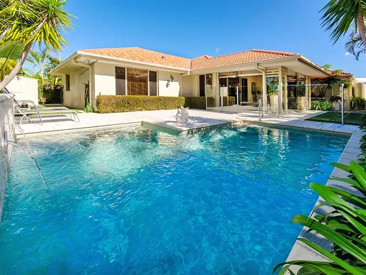 18 Leander Cct, Oxenford QLD