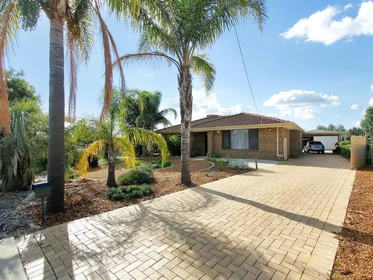 6 Cunnington Way, Queens Park WA