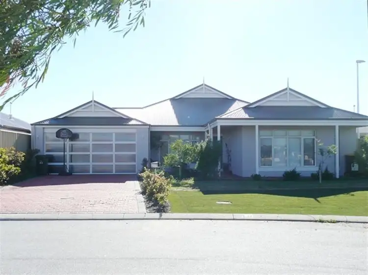 18 Cape Meares Cres, Butler WA