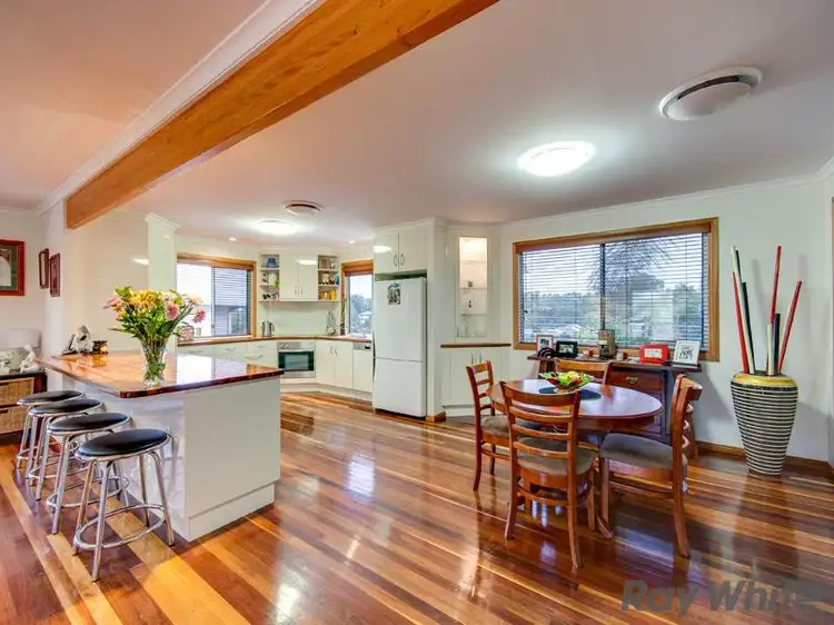203 Bunya Rd