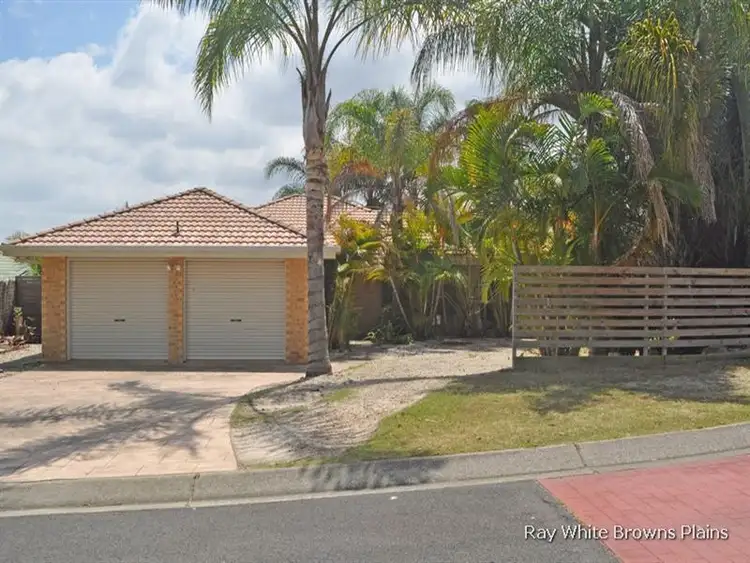 6 Cornwall Cl, Heritage Park QLD