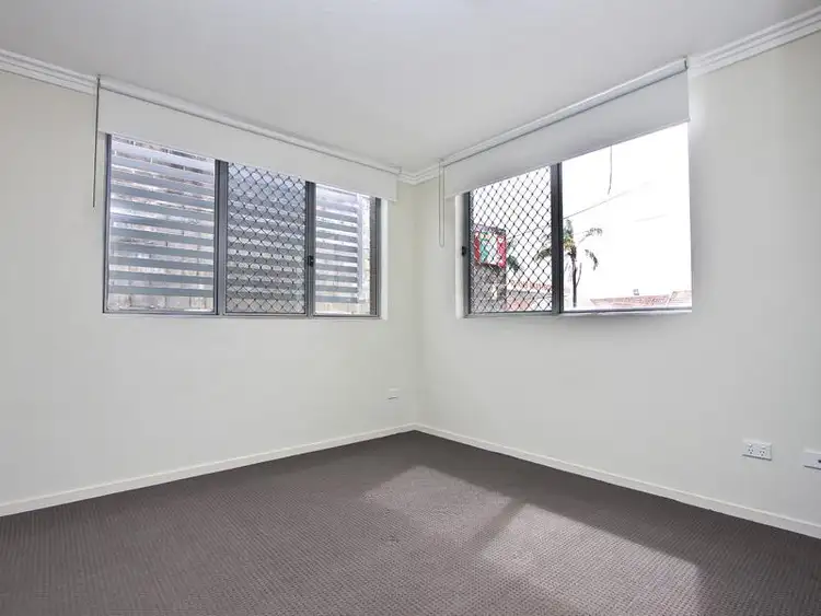 Sixth view of Homely unit listing, 1/219 Tufnell Rd, Banyo QLD