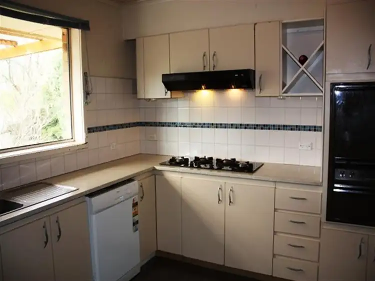 Fifth view of Homely house listing, 16 Holmes Rd, Mooroolbark VIC