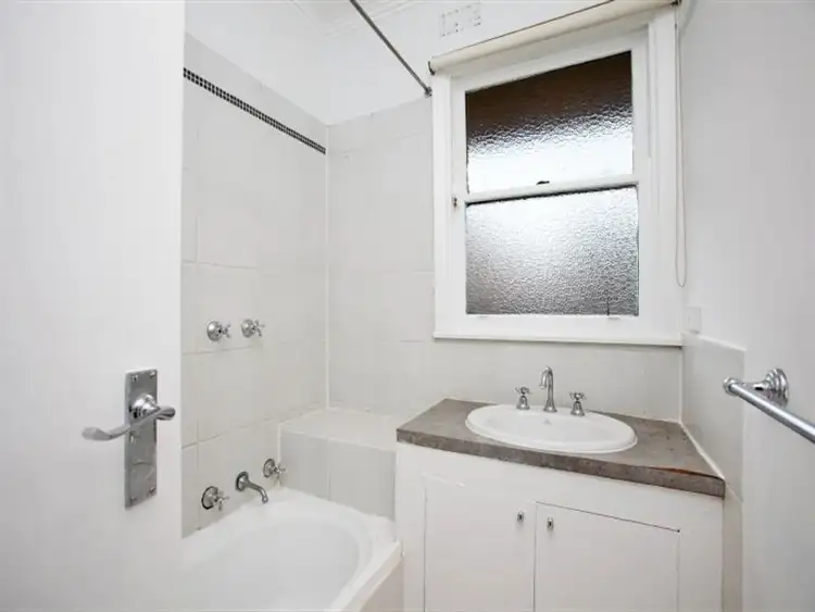 Fourth view of Homely house listing, 27 Ramu Pde, Heidelberg West VIC
